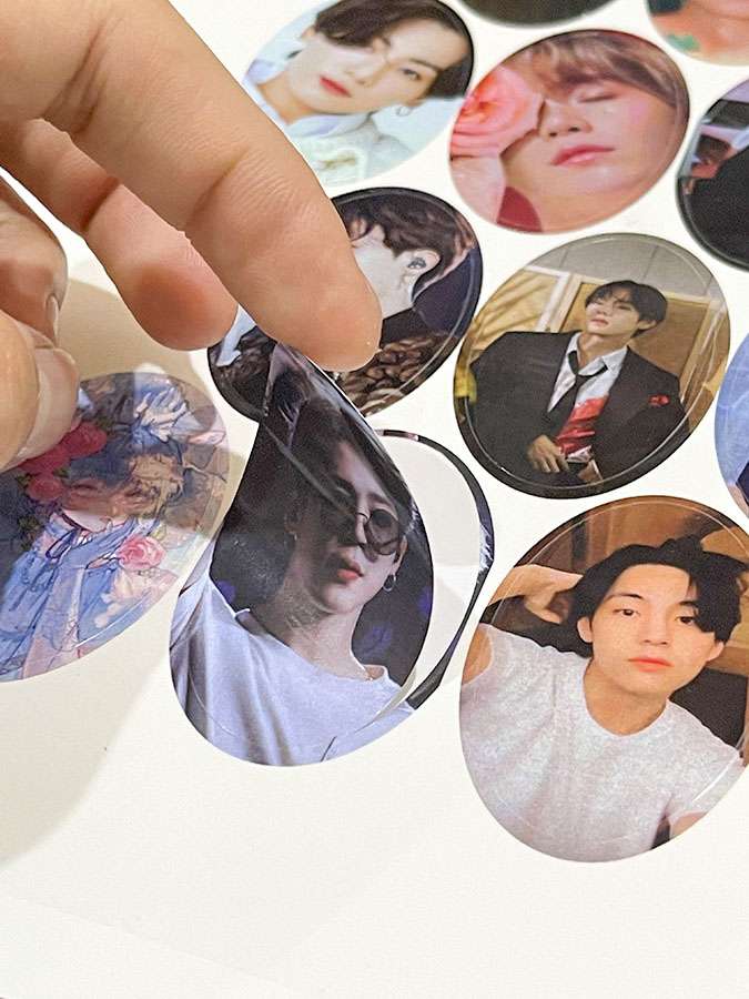 in sticker theo yêu cầu - gửi ảnh shop in - nhiều chất liệu